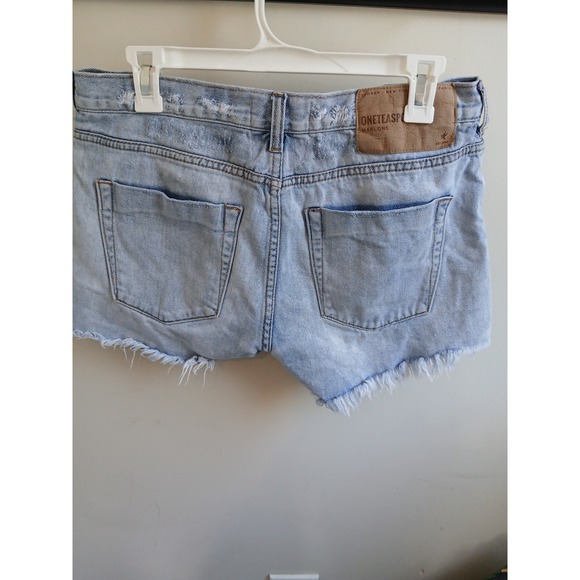 One Teaspoon Marlons‎ Bleach Destroyed Frayed Hem Denim Shorts Size 29 - Picture 2 of 6